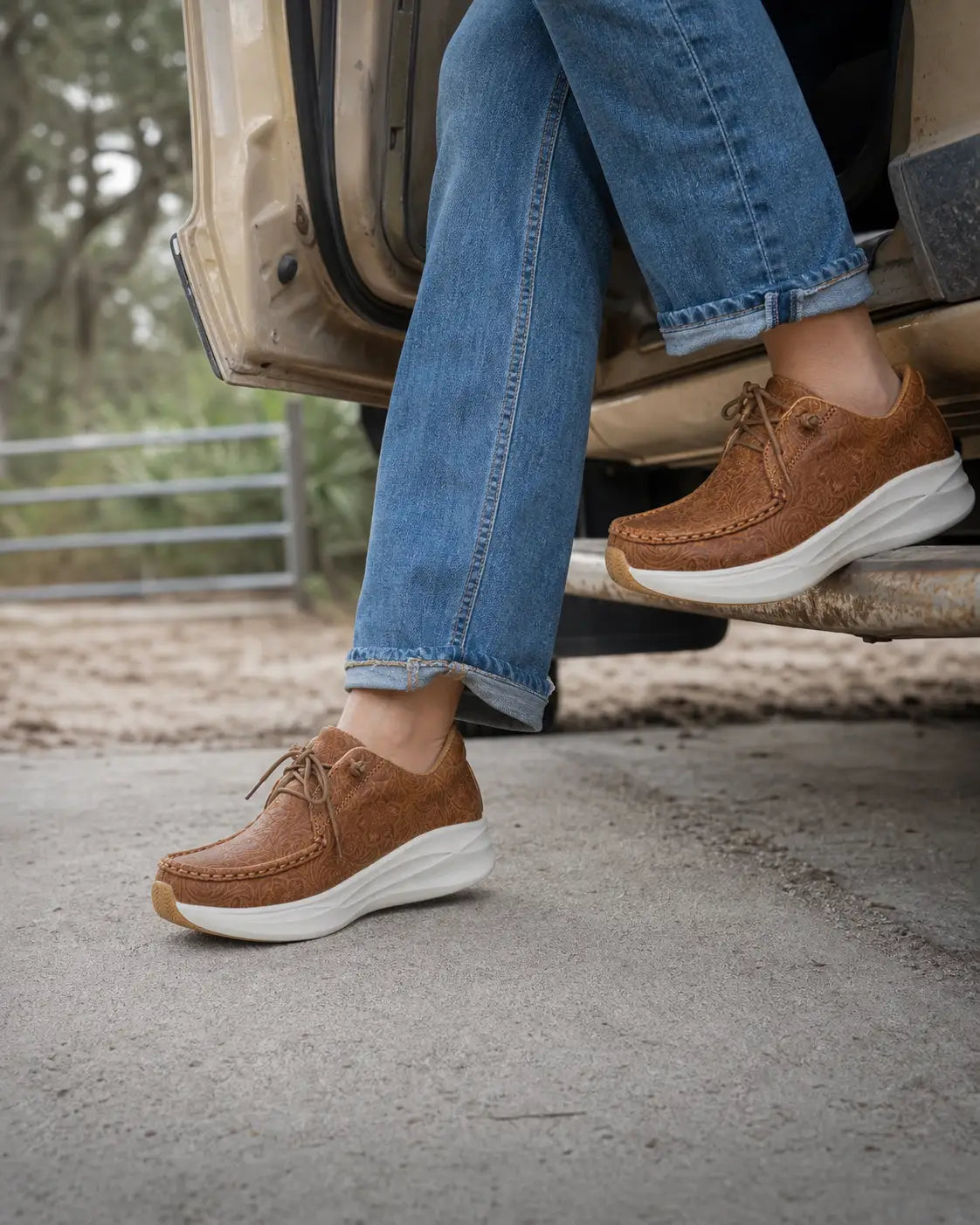 Women's Casual Shoes