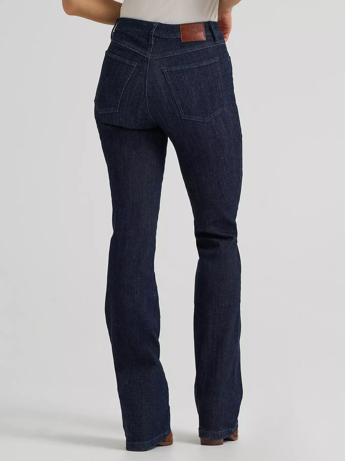 Wrangler Women's Bespoke Pintuck Bootcut Jeans – Camryn 112384711
