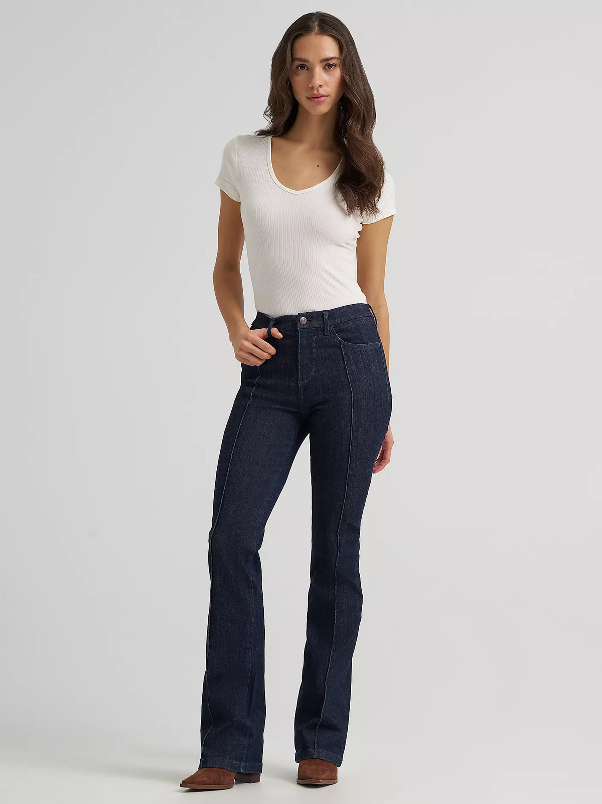Wrangler Women's Bespoke Pintuck Bootcut Jeans – Camryn 112384711