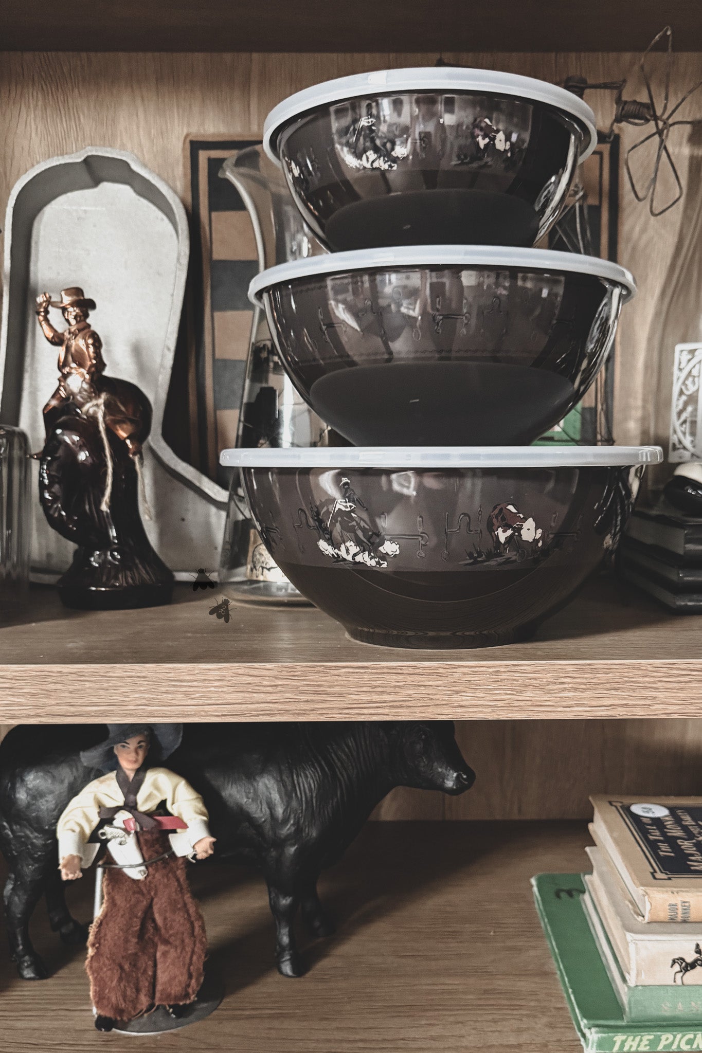 2 Fly Co Super Fly Bowls Western three-piece set view 3