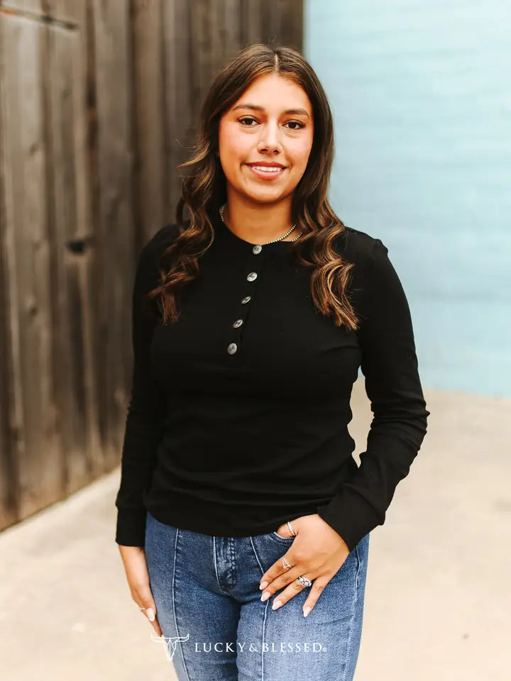 Black Sleeve Shirt