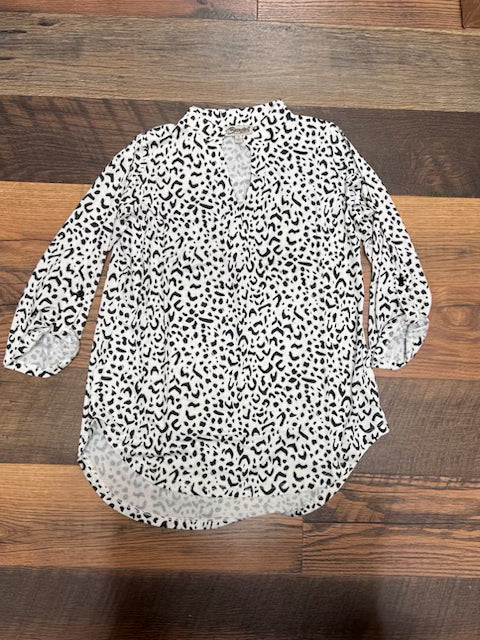 Simple Leopard Hi Lo Shirt