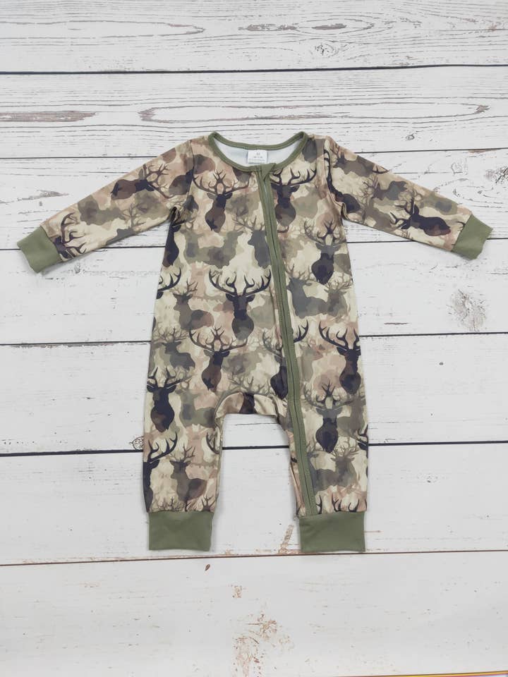 Baby boy camouflage deer print zip romper