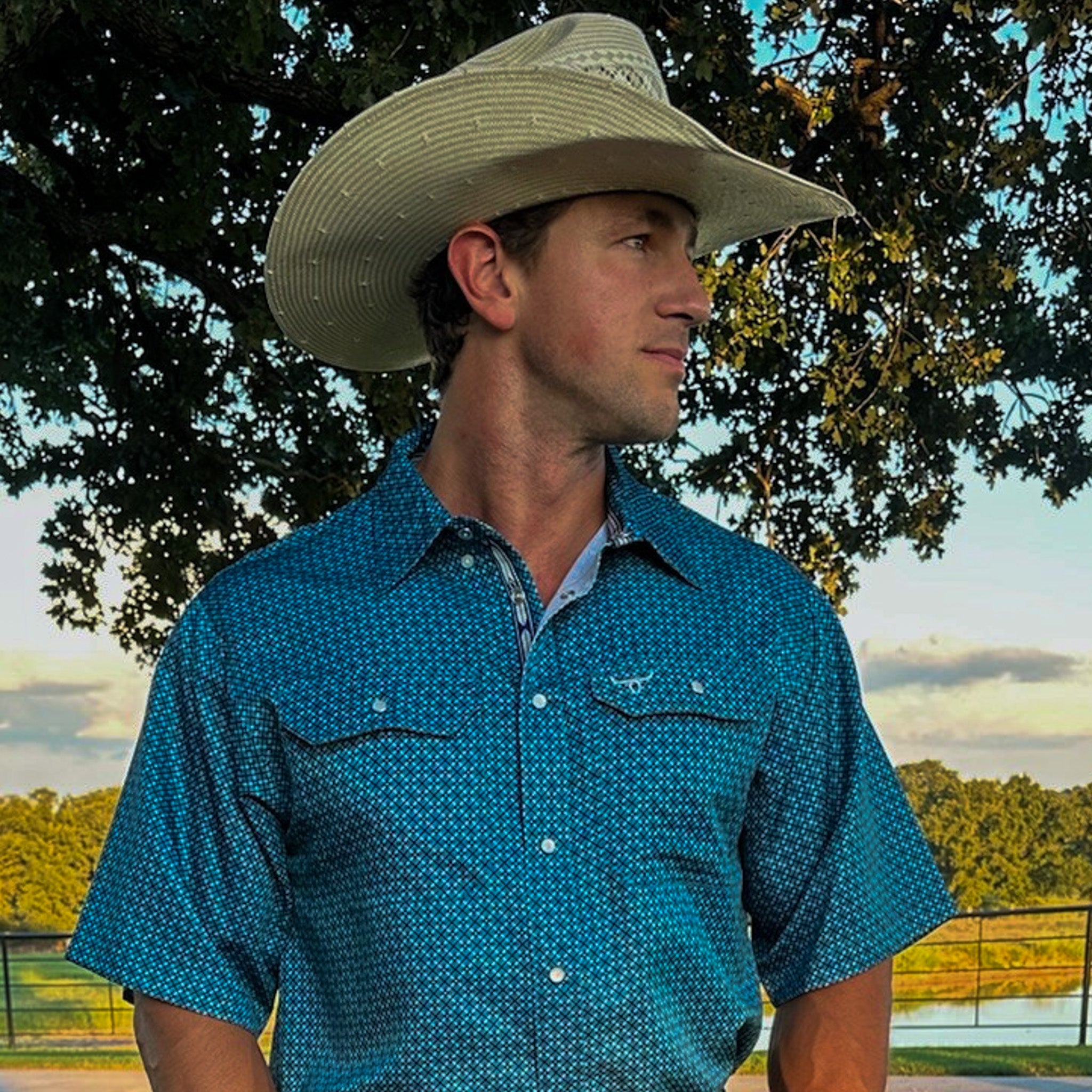 Drover Renegade Short-Sleeve Performance Vent Shirt, product view 2