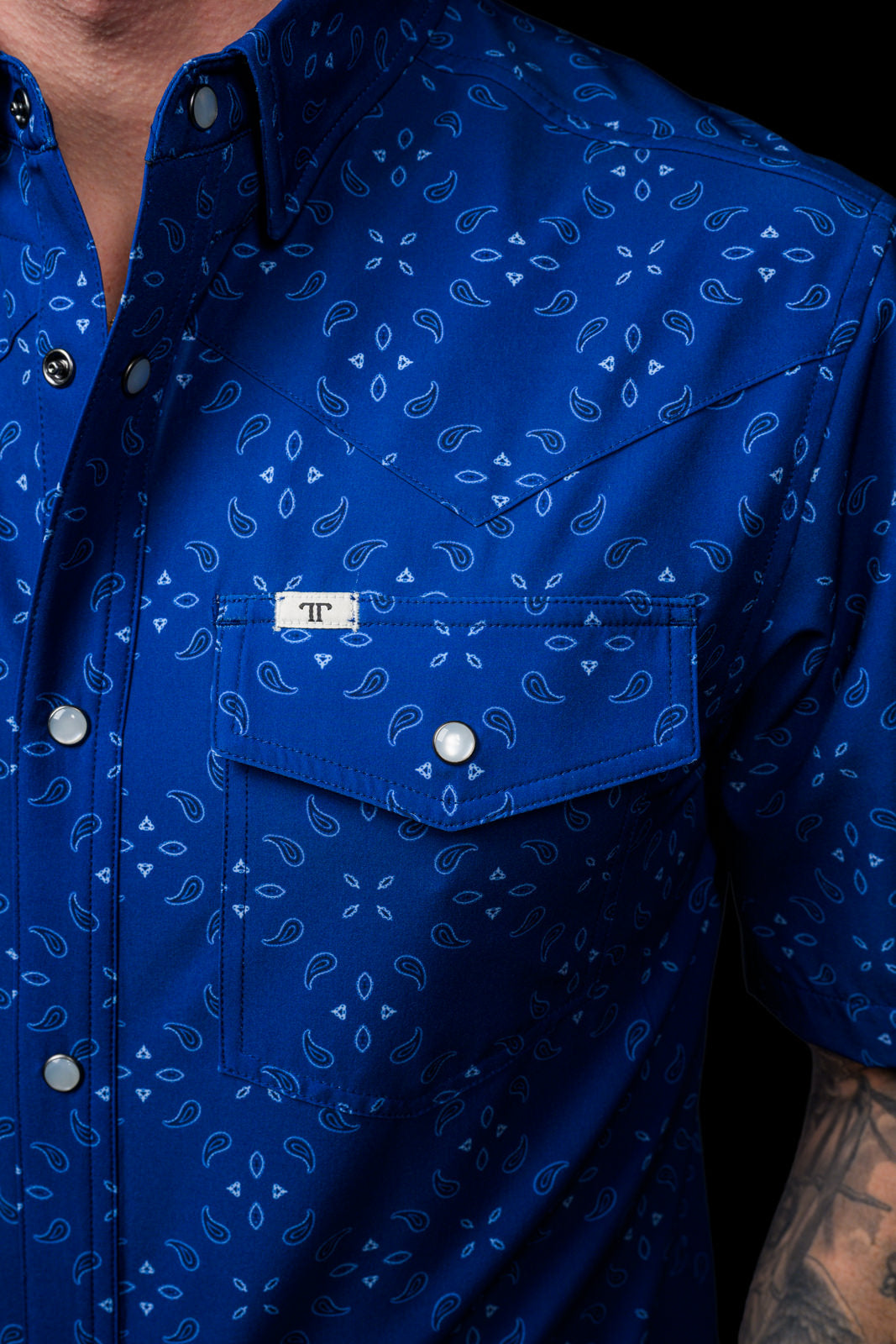 Ferrell men's Tanner blue Western shirt lifestyle view
