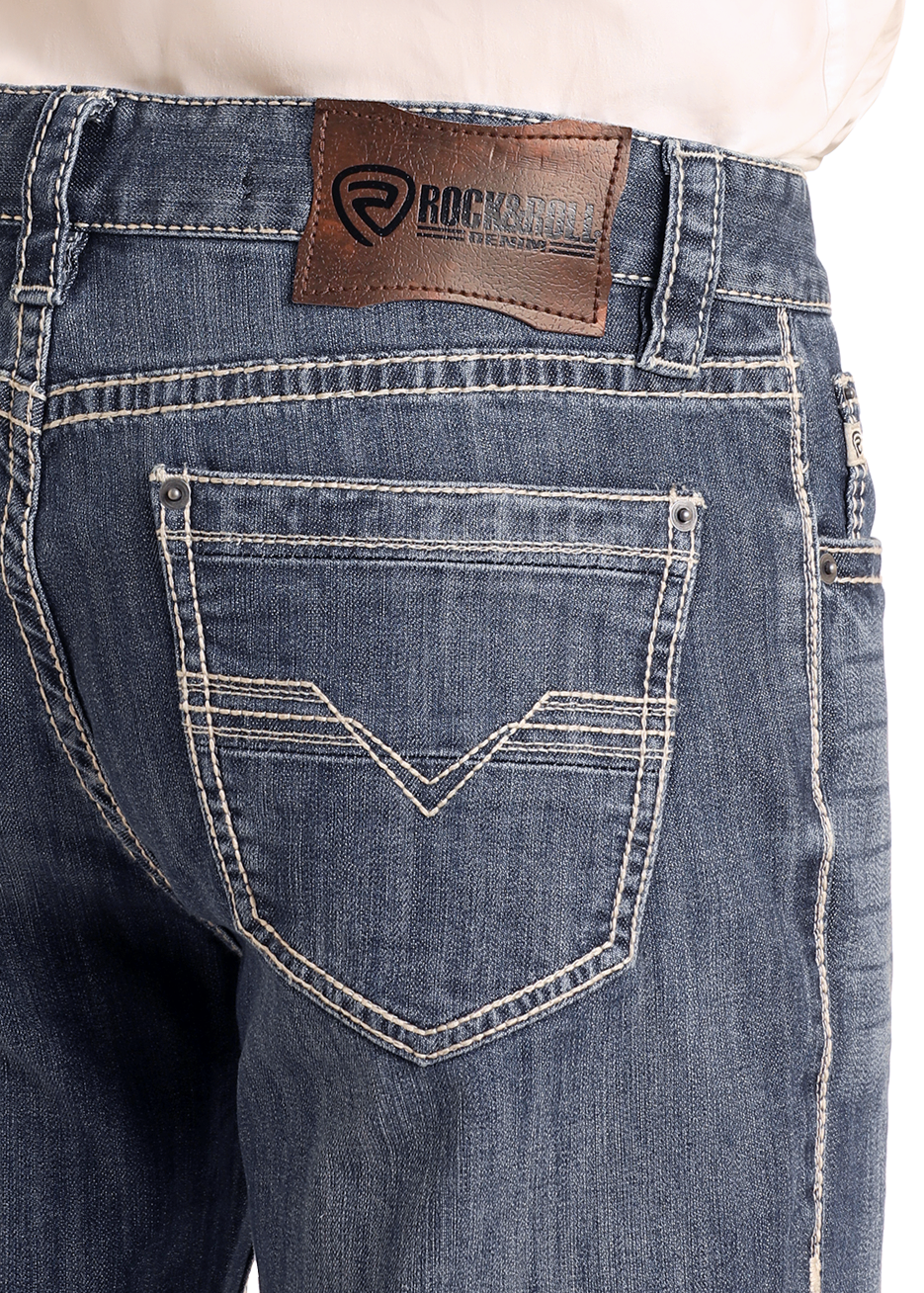 Relaxed Fit Straight Leg Jeans – detail view
