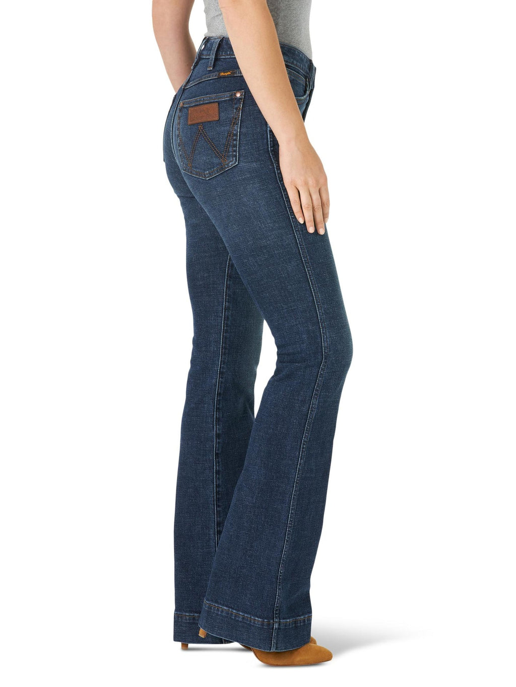 Women's Wrangler Retro Bailey High Rise Trouser Jean in Sara side view