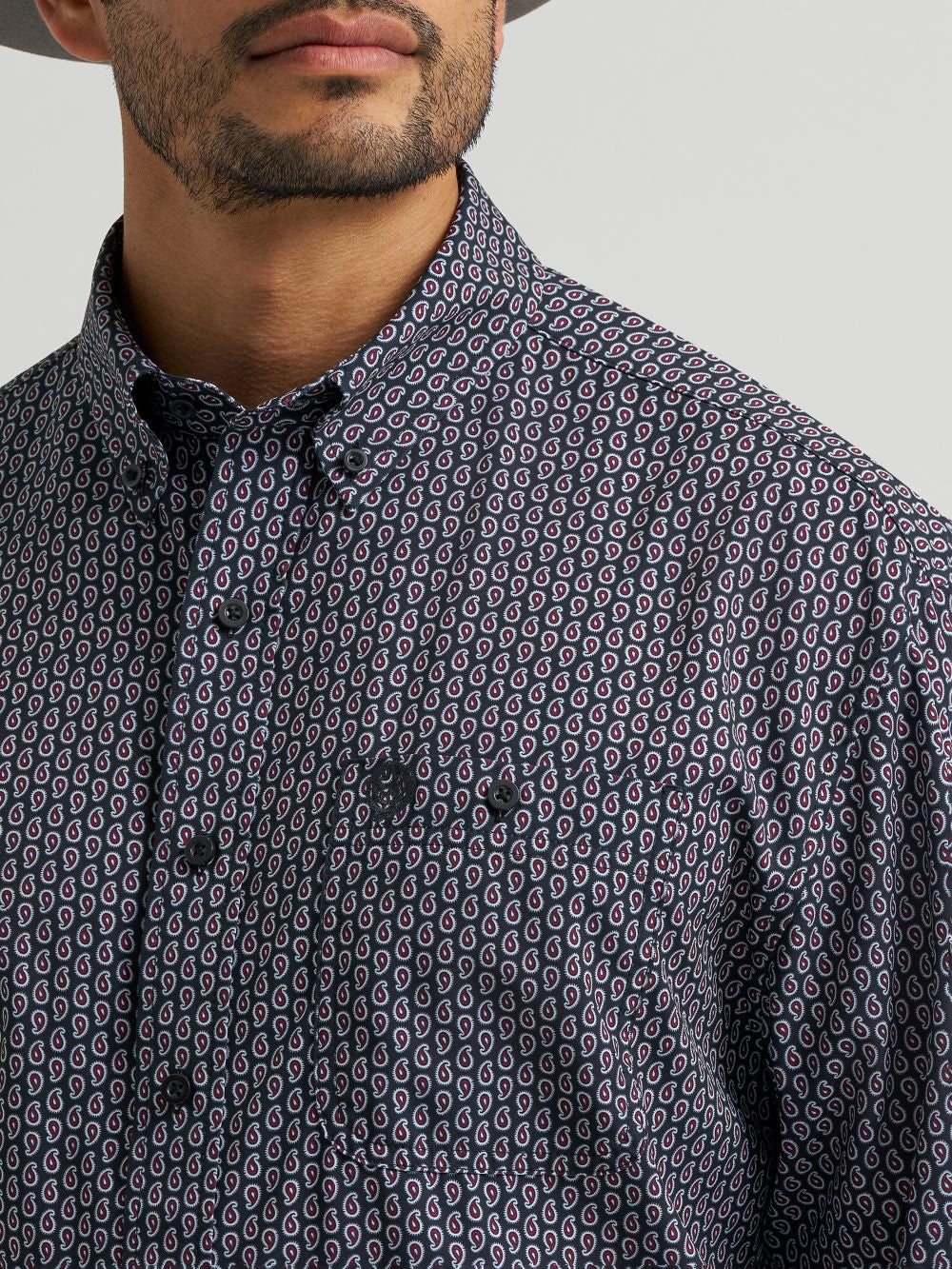 Wrangler George Strait black and red print shirt detail