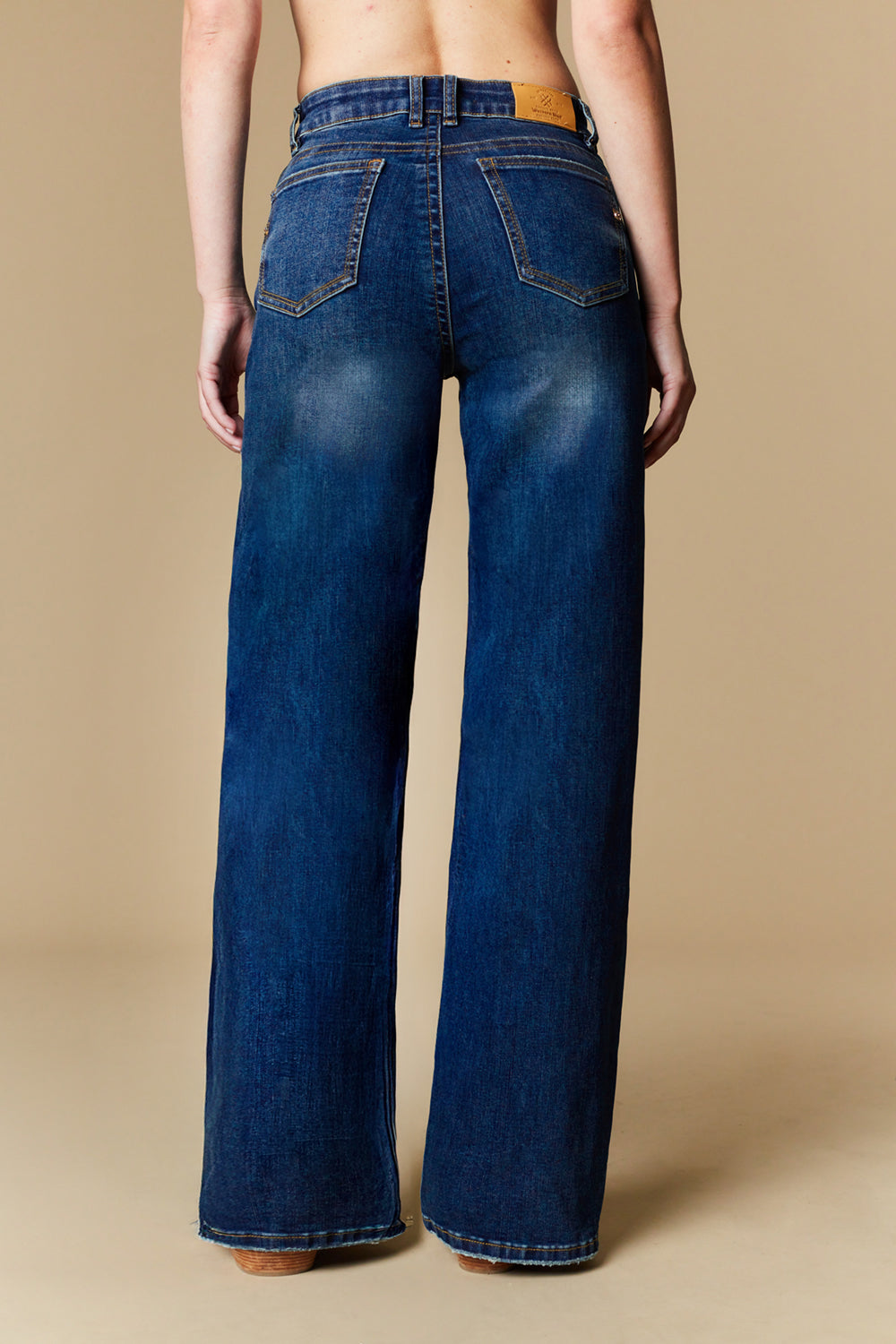 Front view of women's Western Blue W2374-WL wide-leg jeans