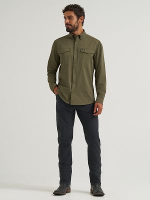 Wrangler ATG Men's Live-In Solid Long-Sleeve Shirt in Olive Night view 2