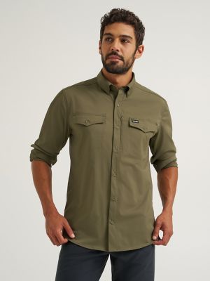 Wrangler ATG Men's Live-In Solid Long-Sleeve Shirt in Olive Night view 3