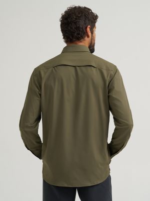Wrangler ATG Men's Live-In Solid Long-Sleeve Shirt in Olive Night view 4