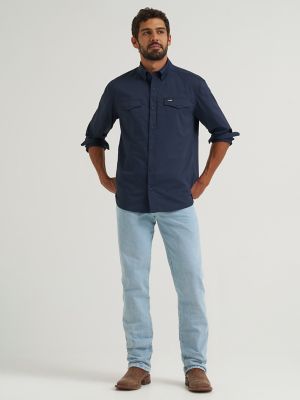 Wrangler ATG Men's Live-In Solid Shirt in Dark Sapphire view 2