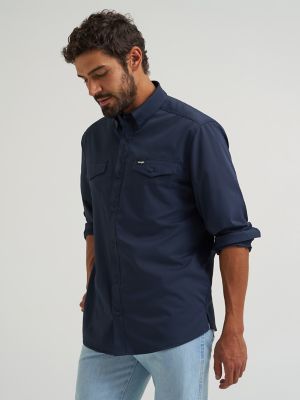 Wrangler ATG Men's Live-In Solid Shirt in Dark Sapphire view 3